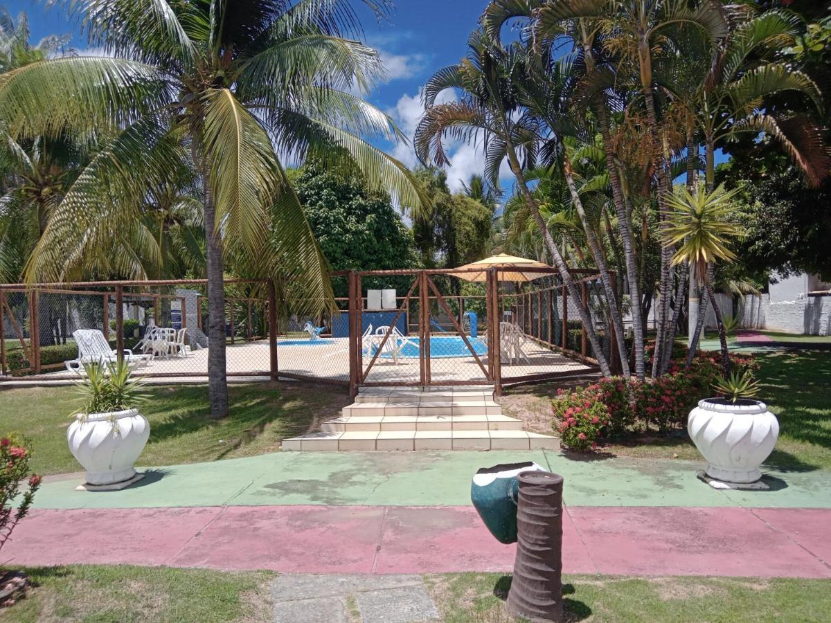 Apts E Suites Em Stella Maris Salvador Exteriör bild