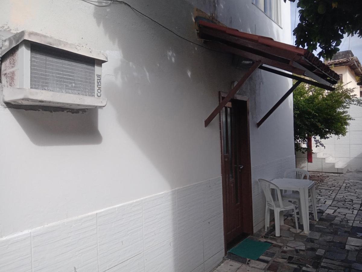 Apts E Suites Em Stella Maris Salvador Exteriör bild